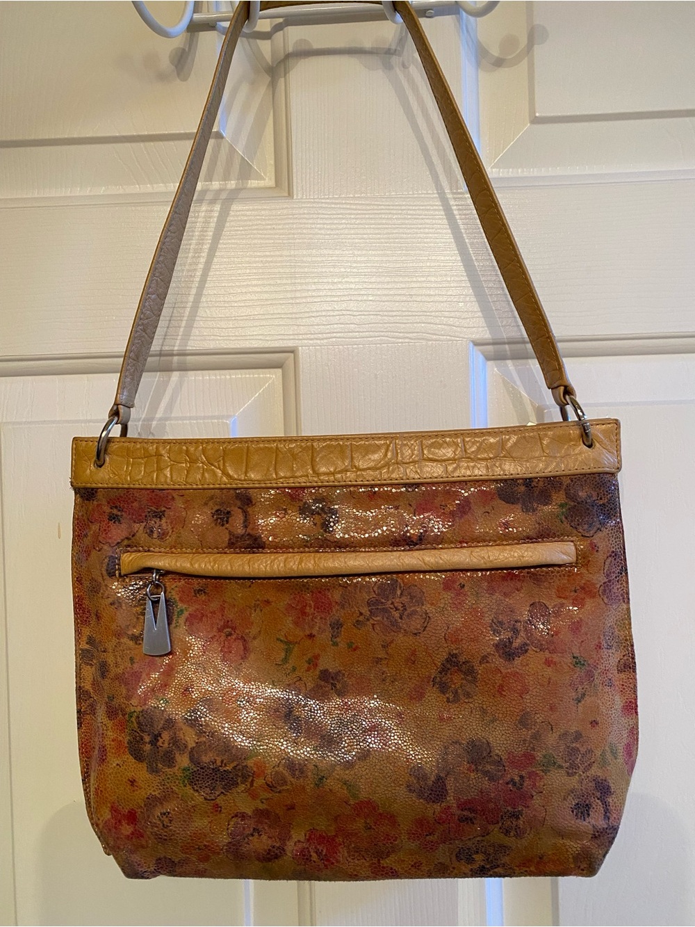 Floral Print Leather Shoulder Bag in Tan